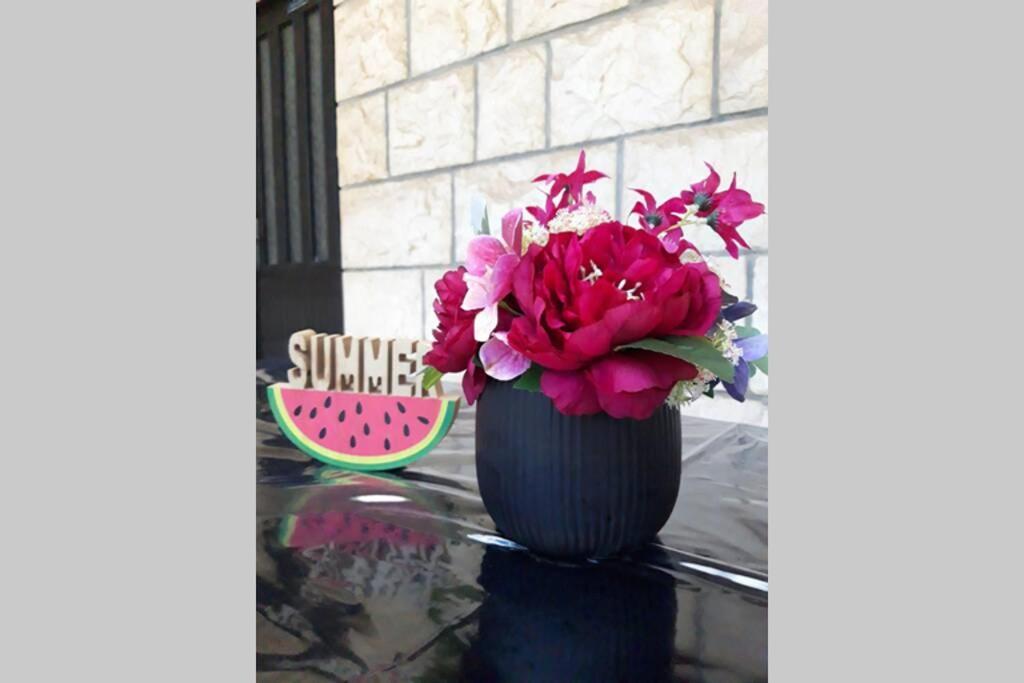 Giovanna - Spacious Lovely Apartment Supetar Exterior foto