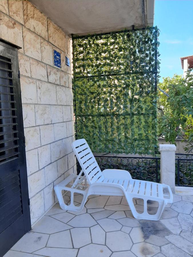 Giovanna - Spacious Lovely Apartment Supetar Exterior foto