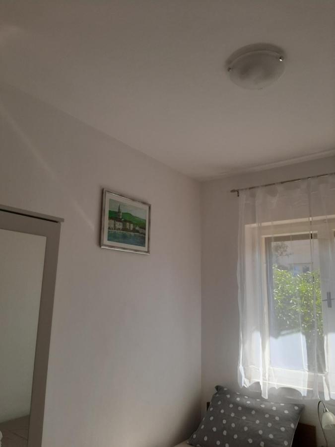 Giovanna - Spacious Lovely Apartment Supetar Exterior foto